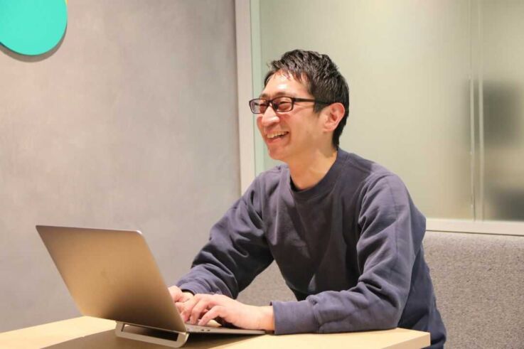 株式会社ココナラ人事戦略部坂本さんの笑顔の画像