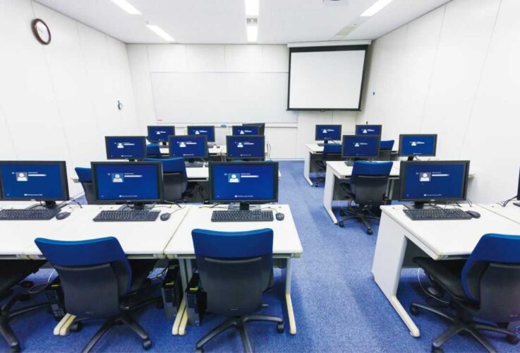 トレノケート株式会社の集合研修用の教室風景